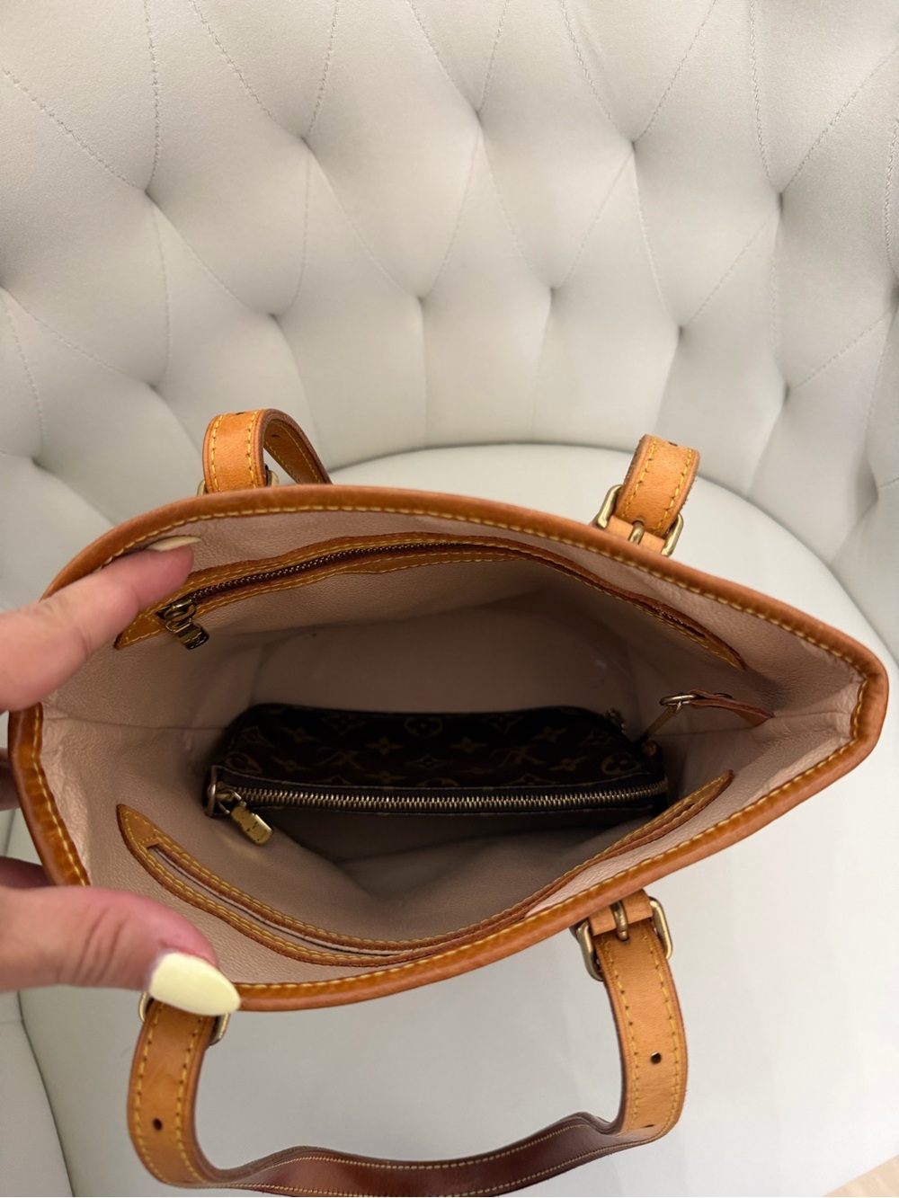 Louis Vuitton Brown Monogram Canvas Bucket Shoulder Bag with Tan Leather Trim - Picture 13 of 15